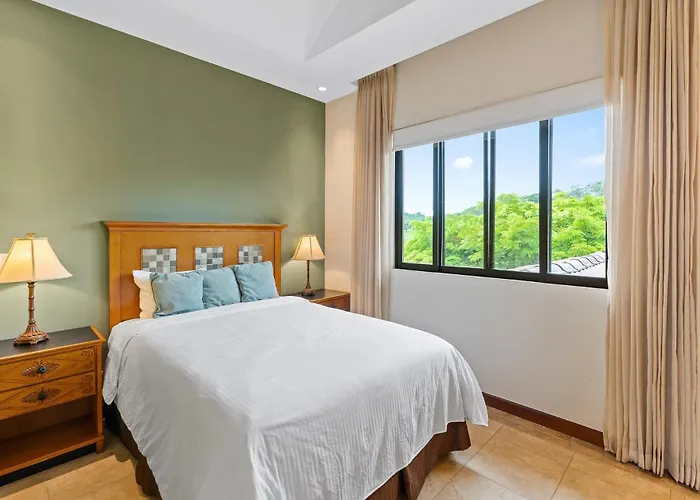 Stunning Luxury Penthouse In Exclusive Beachfront Community With Resort-style Amenities & Sweeping Views Of The Ocean & Golf Course * Santa Cruz (Guanacaste)
